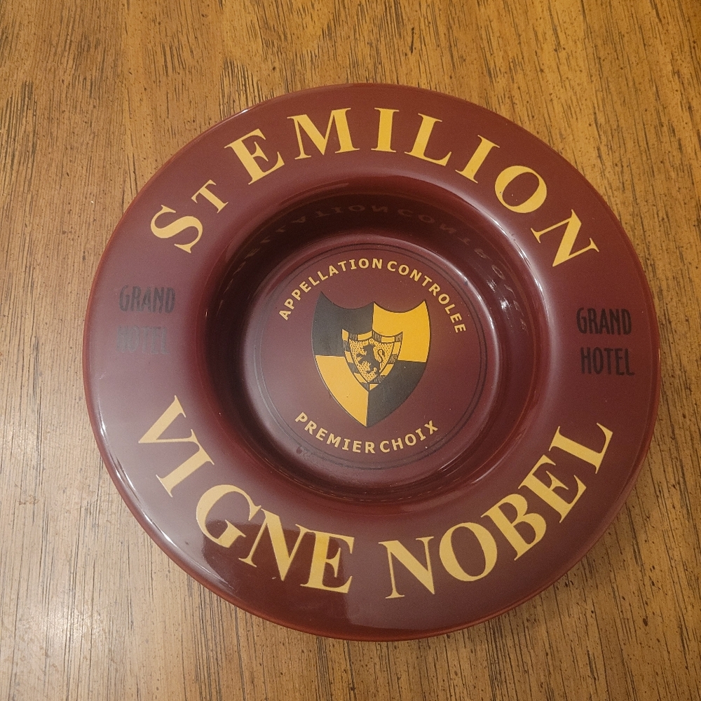 St. Emilion Vigne Noble Burgundy Plate